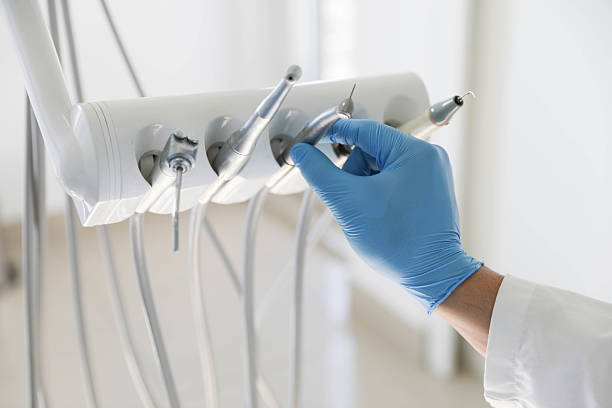 Professional Emergency Dentist technician working in New Burlington, OH